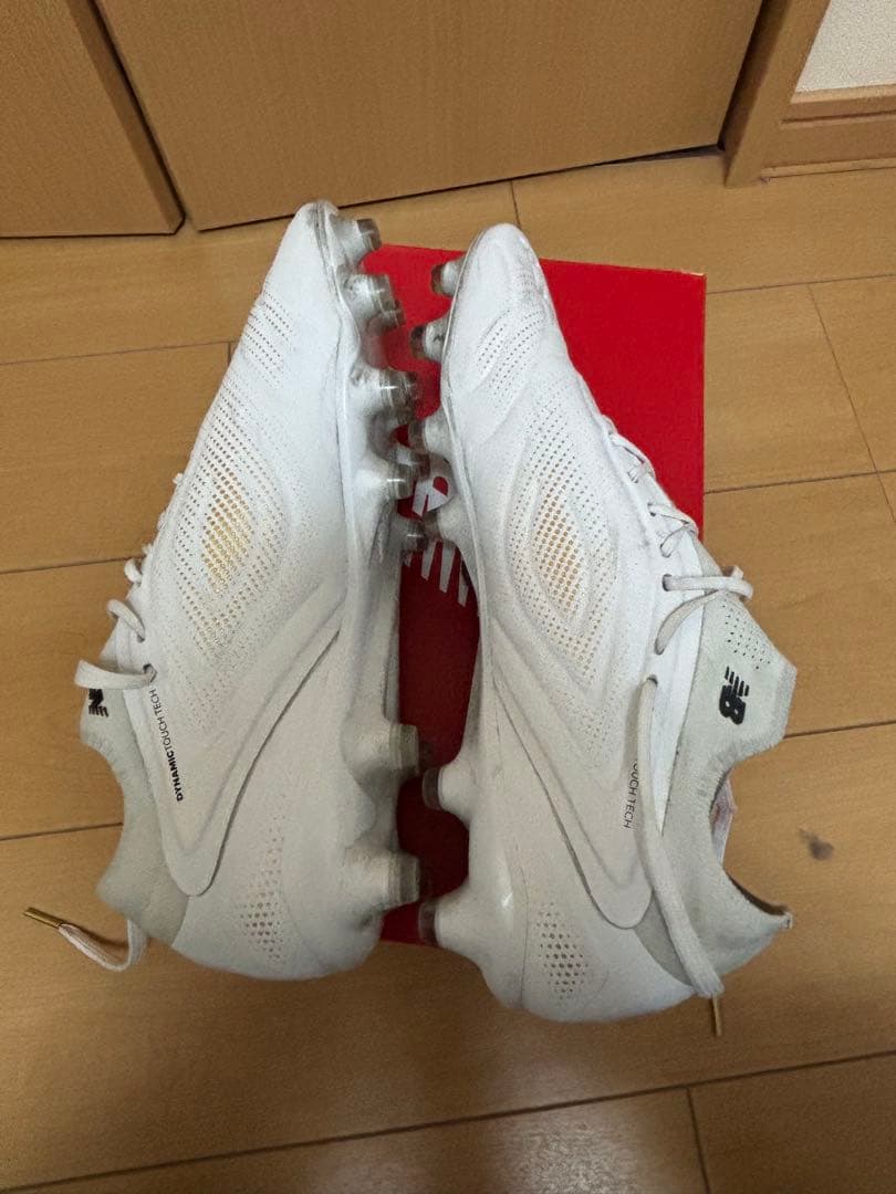 New Balance サッカースパイク　27.5cm