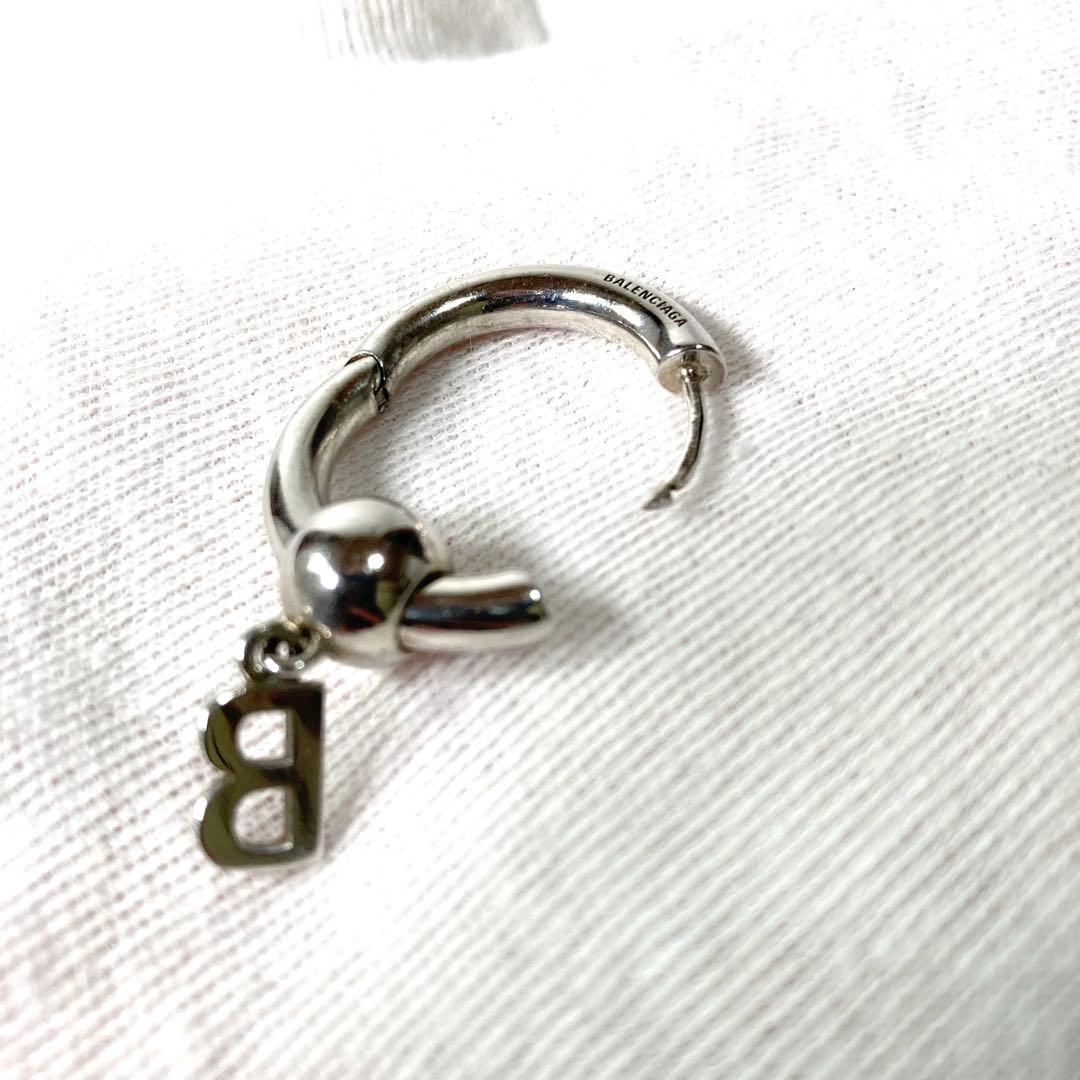BALENCIAGA バレンシアガ フープピアス Bロゴ 片耳 - メルカリ