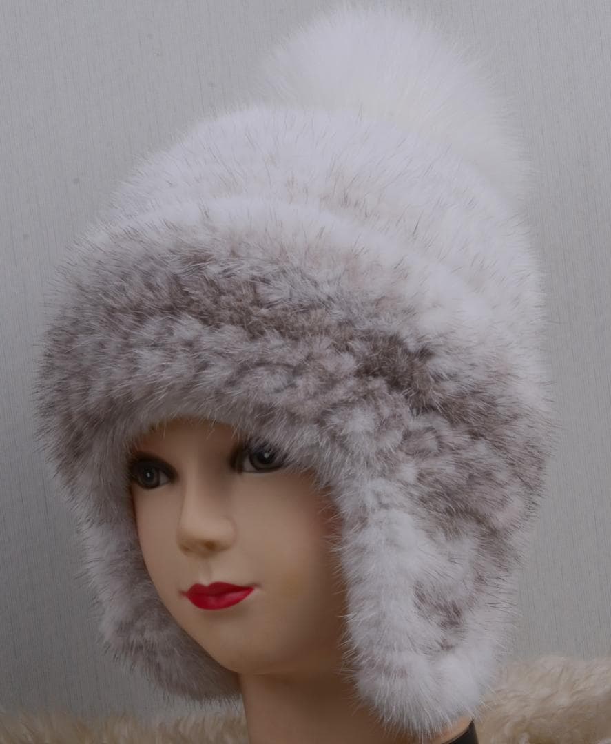 新品限定 耳あて付き上質クロスミンク編みこみ帽子フォックスポンポン付き毛皮ファー 楽天市場】送料無料 予約販売ITEM ボリューム感のあるアイテムなので