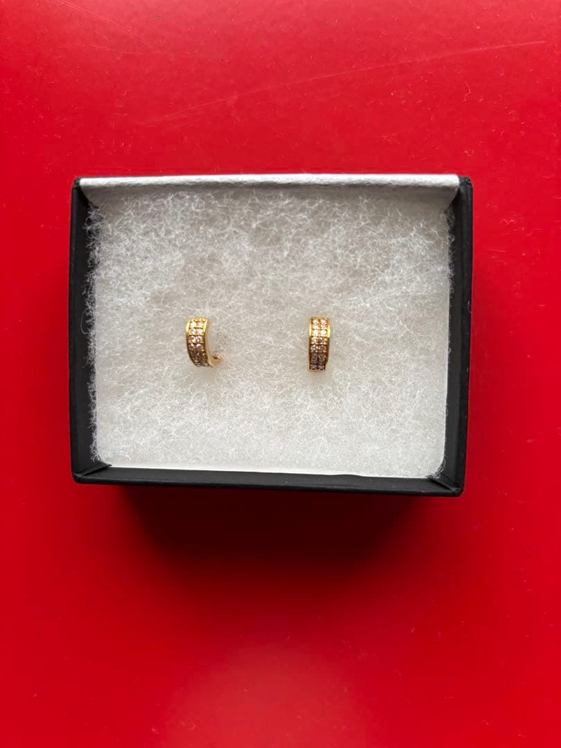 パヴェダイヤ　ピアス　K18 YG Classic CHESS（クラシックチェス） K18YG 0.92ctUP ダイヤモンド