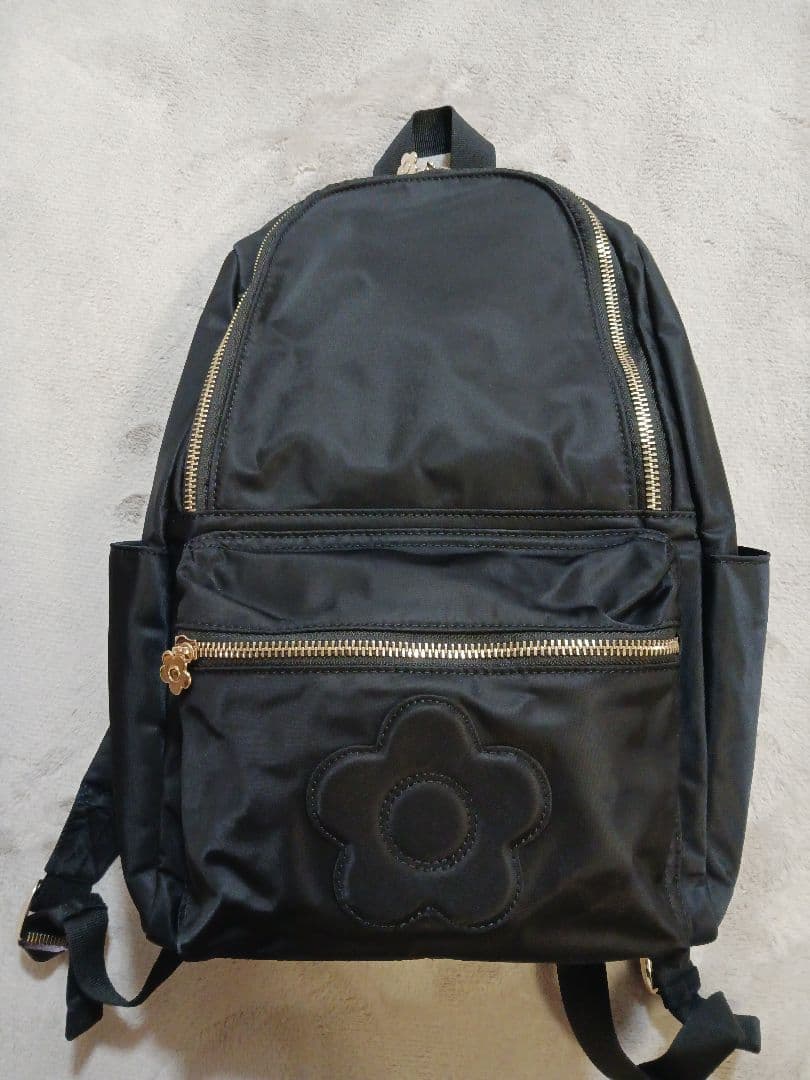 【極美品】マリークワント　ナイロンマットサテンデイジー リュック ブラック Amazon.co.jp: [Ginza Bivi Jos selection] Mary