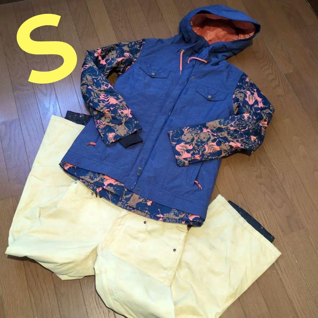 【美品】ROXY　スノボウェア　上下セット　総柄　デニム風　イエロー　Ｓ 美品】ROXY スノボウェア 上下セット 総柄 デニム風 イエロー S 美品