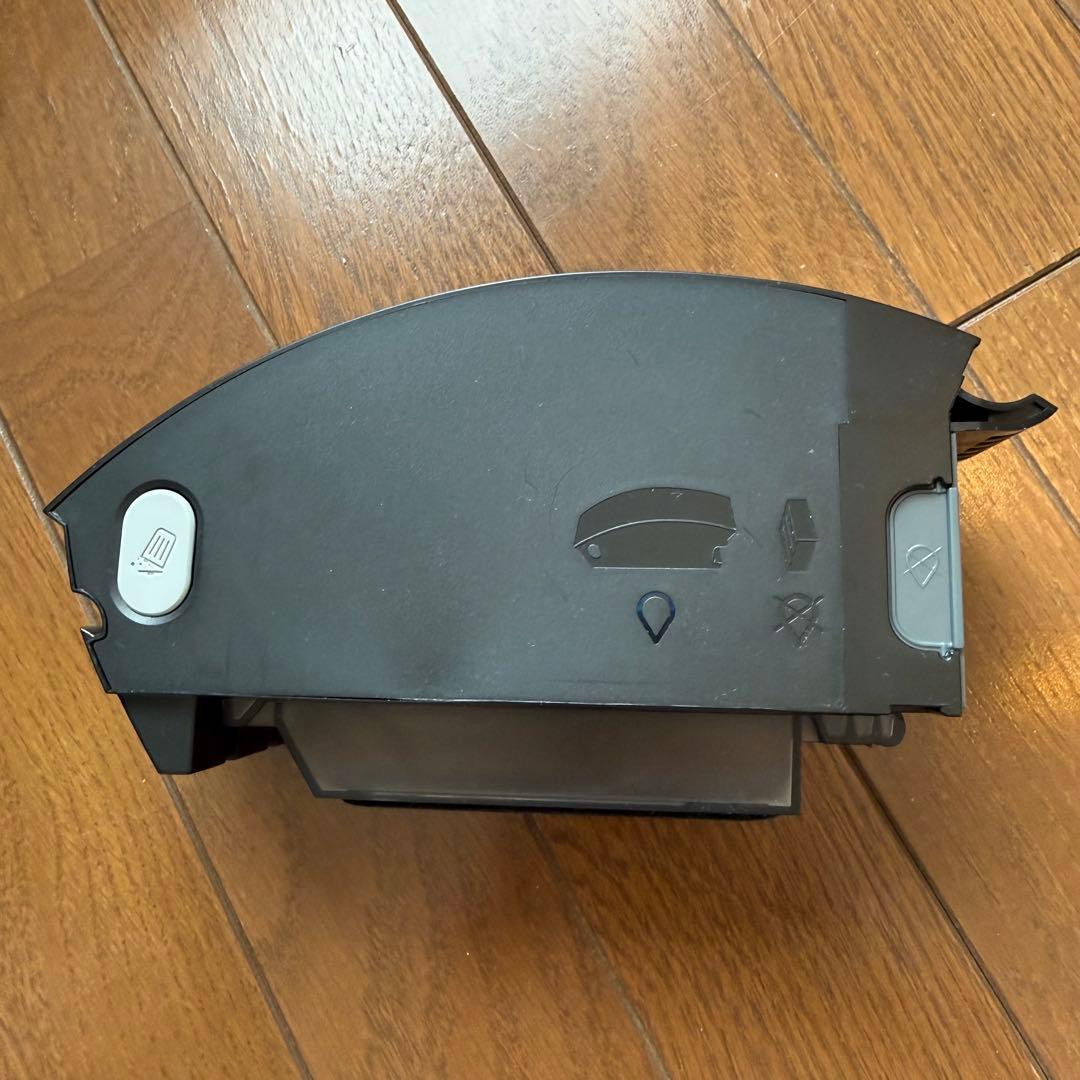 ルンバ j7+ 箱付 消耗品交換済 2022年製 正常動作 - メルカリ