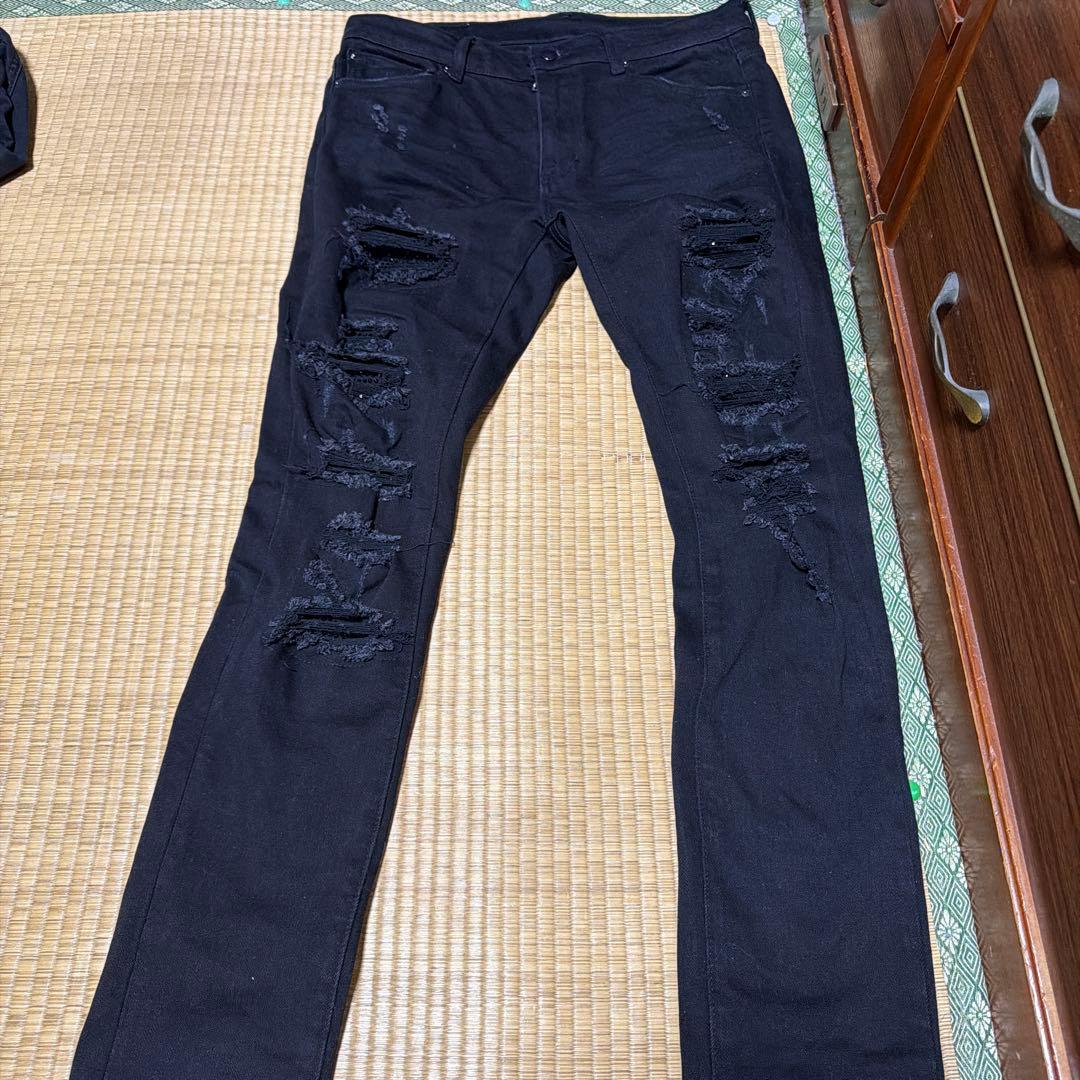 mnml ダメージ加工 ブラックデニム - メルカリ