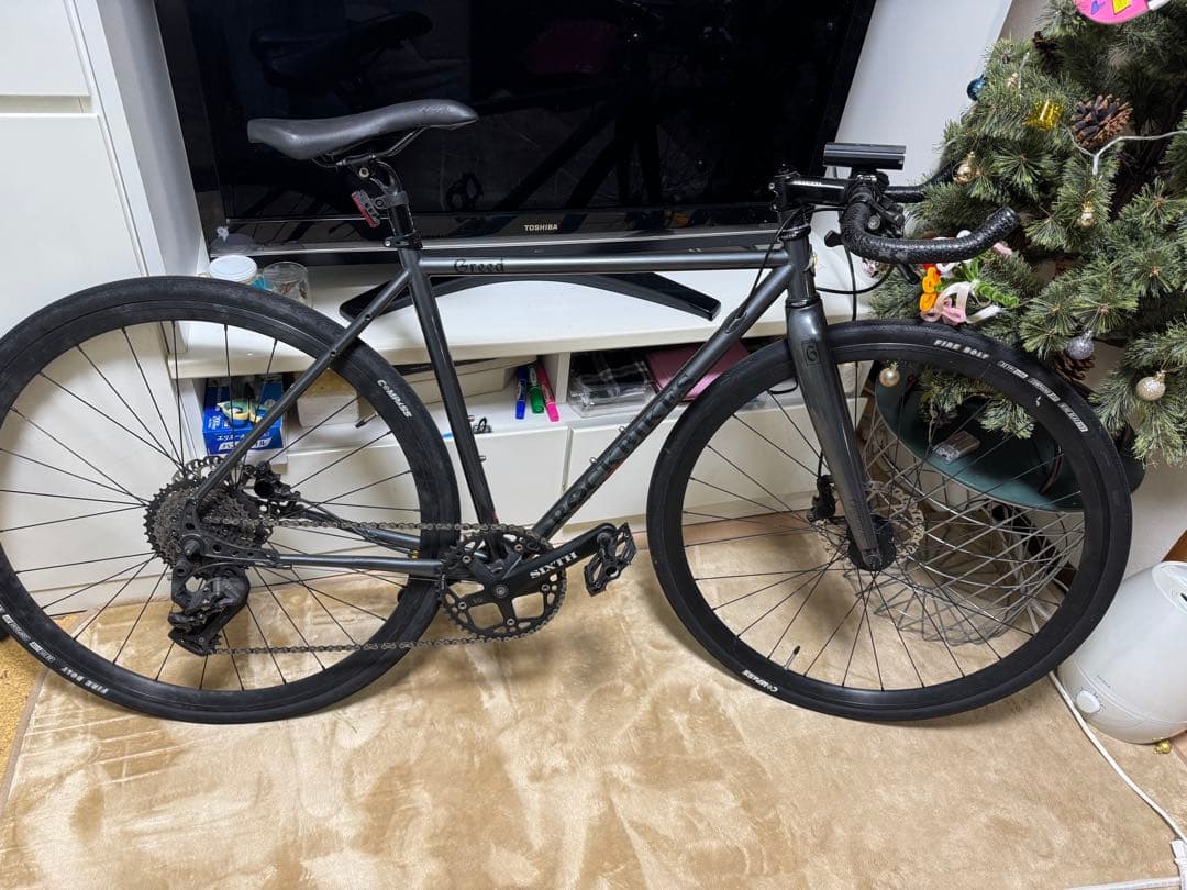 Greed 1x10s 700C LAVA Grey