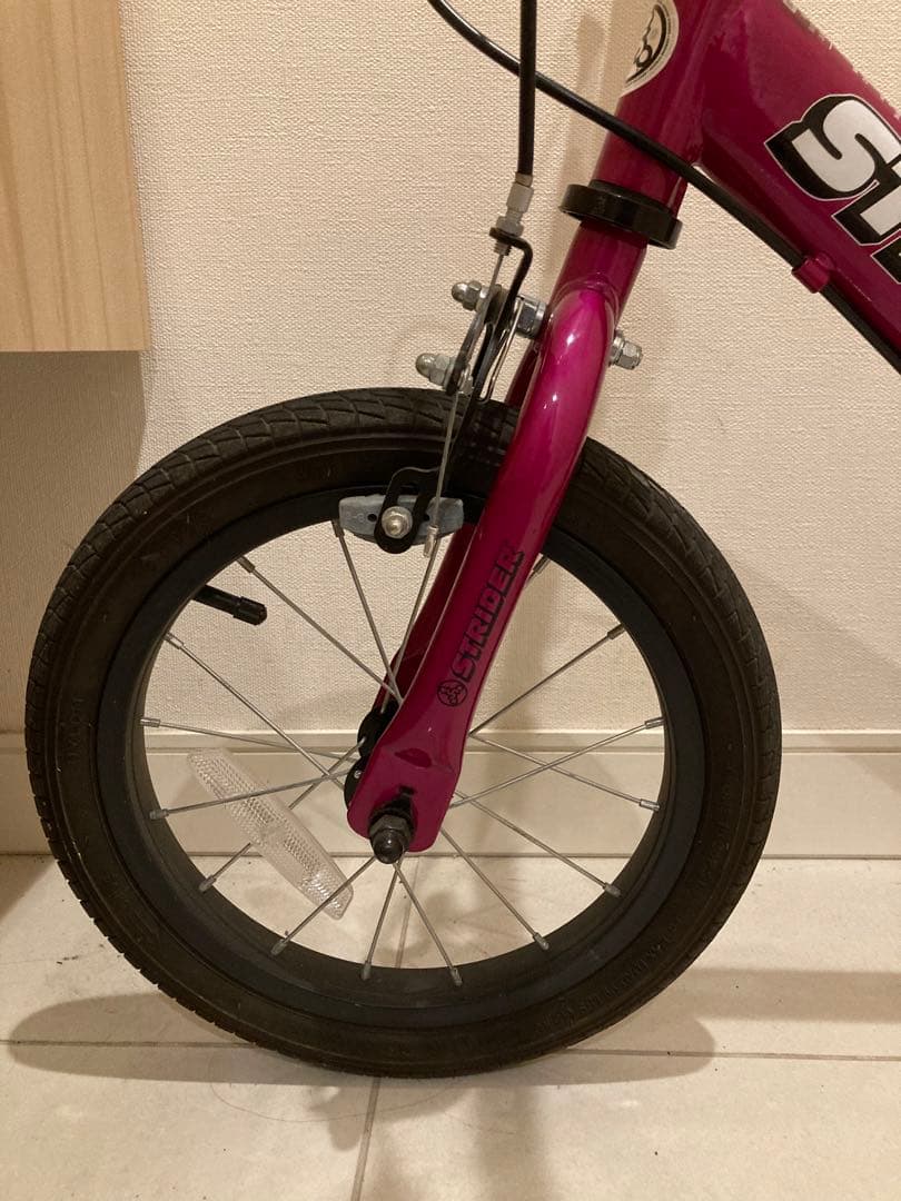 スタンド付】【梱包発送たのメル便】ストライダー 14x ピンク - メルカリ