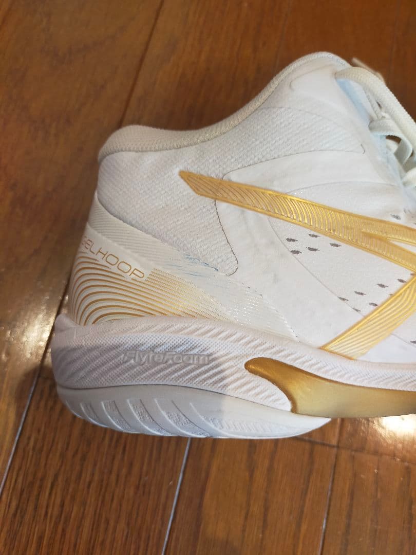 アシックス ゲルフープ V16 26.5cm 2E