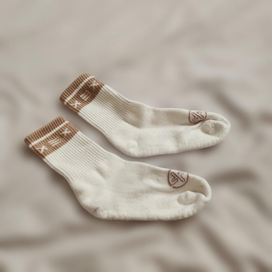 XXXYMIX ベージュ プリーツスカート靴はおまけ