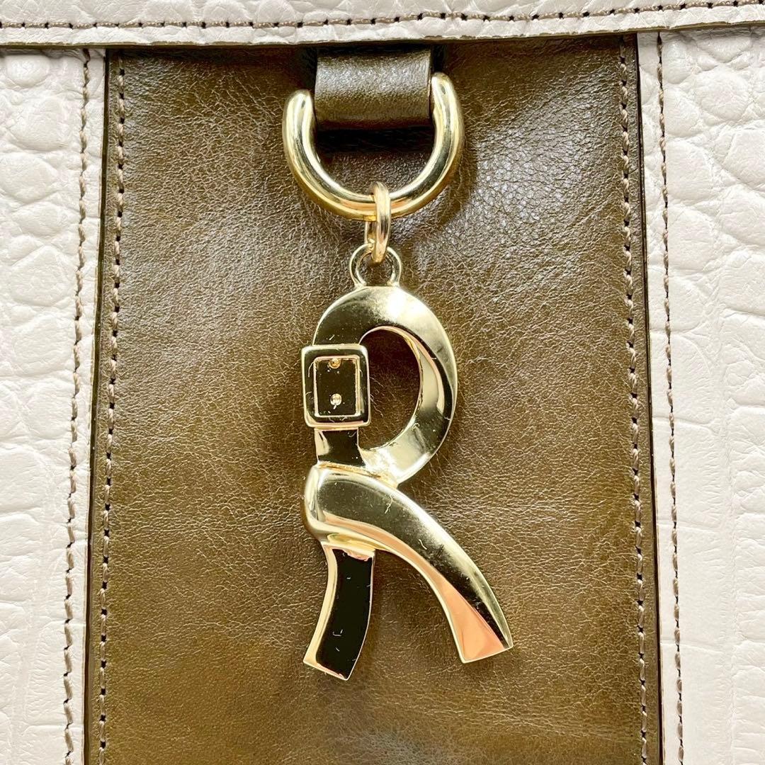 極美品 ロベルタディカメリーノ ロベルタクラシック レザー