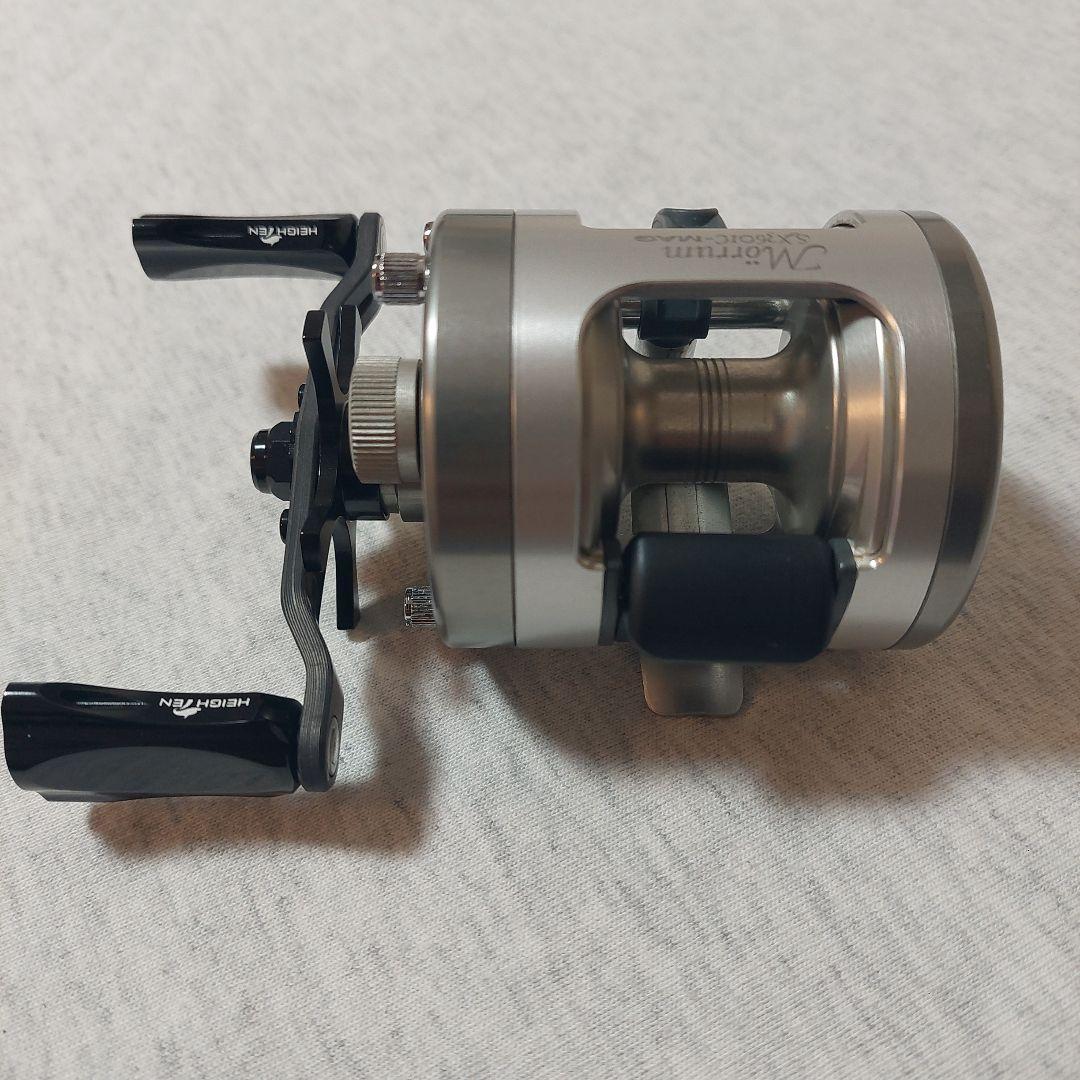 アブガルシア』モラムSX3601C-MAG(HEIGHTEN&アベイル仕様) - リール新