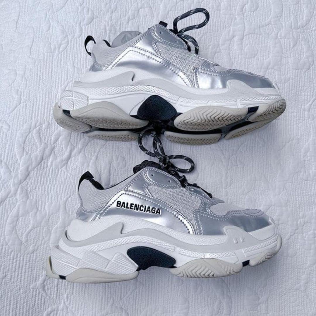 バレンシアガのスニーカー　36　23.5cm 〜 24cm　トリプルS