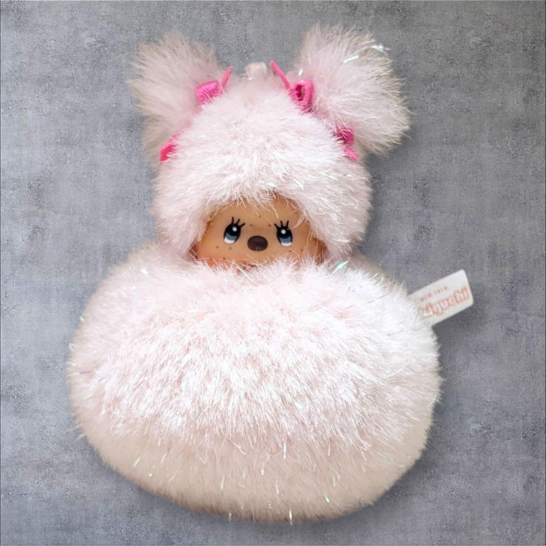 希少　モンチッチ 雪だるま リボンラメピンク ぬいぐるみキーホルダー ストラップ モンチッチCOLORS キーチェーン | モンチッチホームページへようこそ！