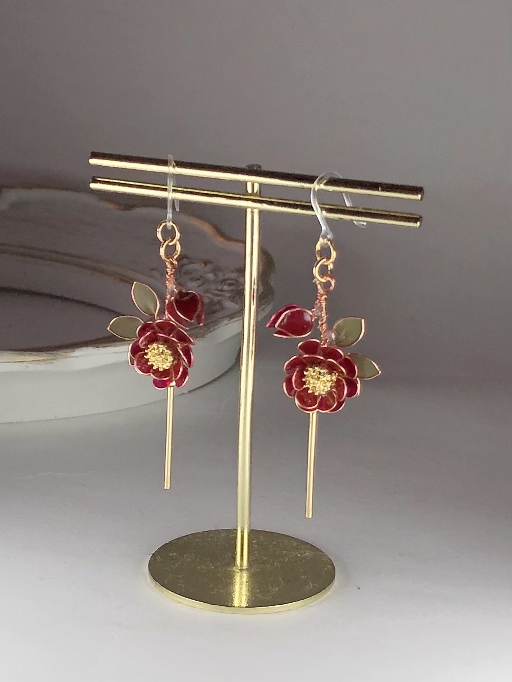 ﾃﾞｨｯﾌﾟﾌﾗﾜｰ]冬咲✩.*˚牡丹ピアス/イヤリング(レッド) - Coco-rara