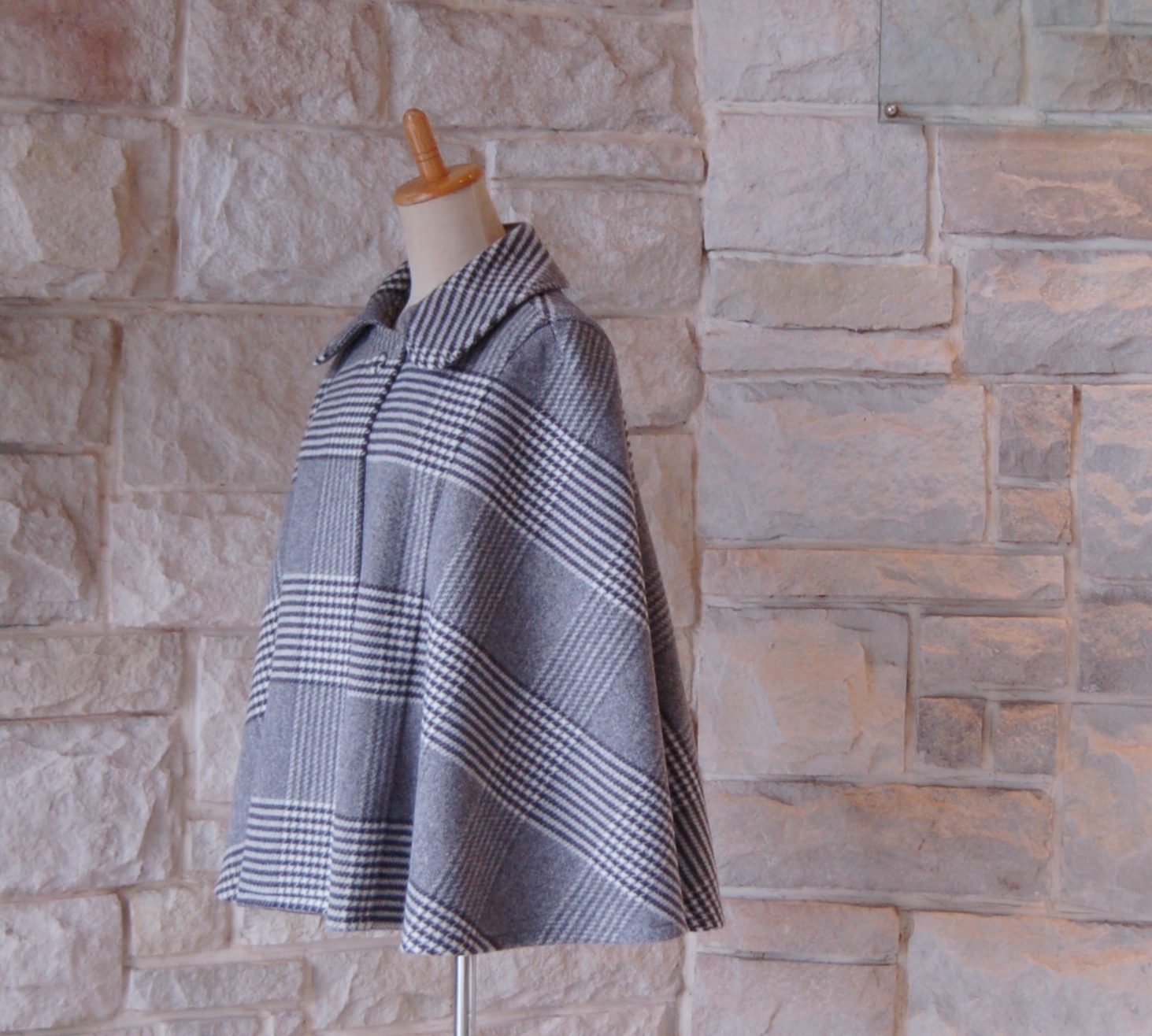 ケープコート 】グレンチェック（千鳥格子） モノトーン クラシカル