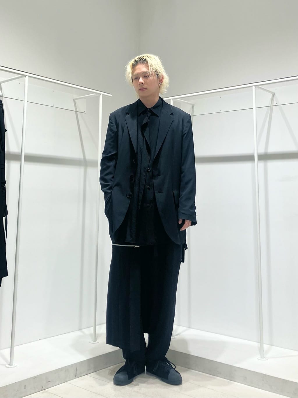 STAFF STYLING｜THE SHOP YOHJI YAMAMOTO