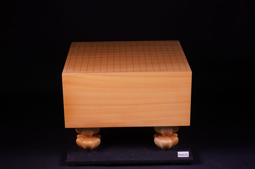 KM0026】九州山地産本榧 柾目 脚付碁盤 | 日向碁盤碁石