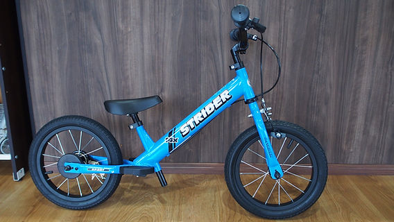 STRIDER バランスバイク 青 専用 ストライダー STRIDER 14xスティール