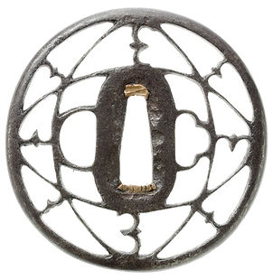 日本刀販売専門店 銀座長州屋 鍔 鐔 販売品 雁金に輪違い透かし図 無銘