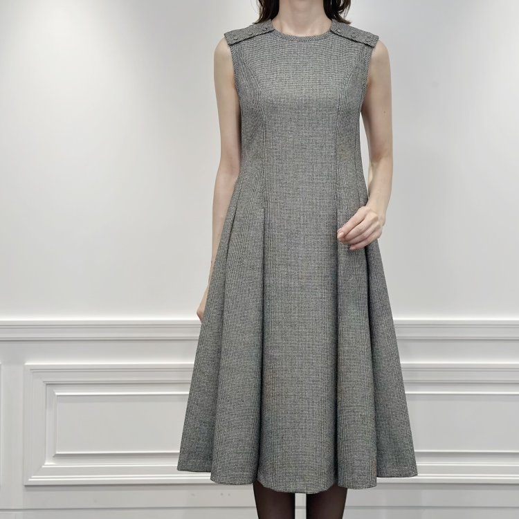 新作入荷情報〈千鳥格子柄フレアノースリーブワンピース〉 | m-i-d