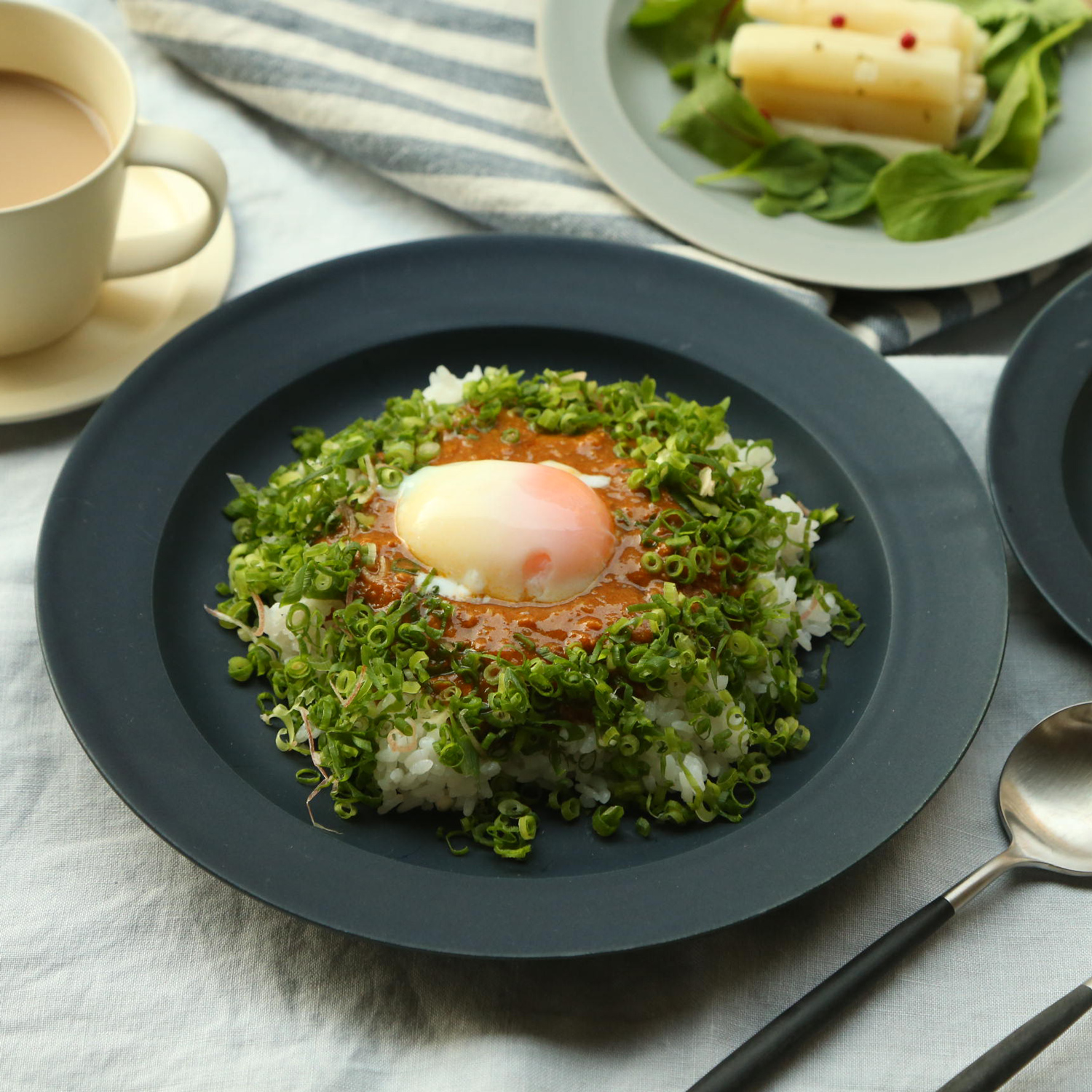 SAKUZAN/Sara プレート L -繊細な色で料理を引き立てる器 - スタイルストア